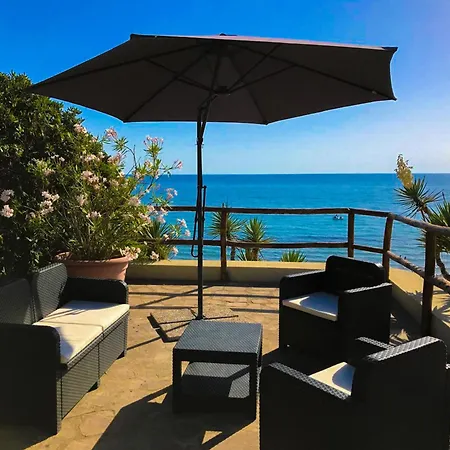 Gabbiano - Exclusive Seafront With Panoramic Views, Pool, Garden & Private Access - *