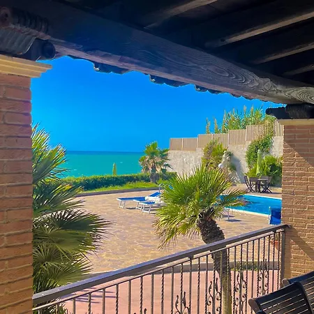 Holiday home Gabbiano - Exclusive Seafront With Panoramic Views, Pool, Garden & Private Access - *