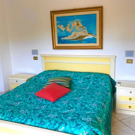 Gabbiano - Exclusive Seafront With Panoramic Views, Pool, Garden & Private Access -